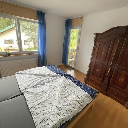 Traumferienwohnung Todtmoos - Appartment Mit Schoenem Wintergarten Bagian luar foto